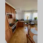 Apartament 40 M Kw Z Garazem Podziemnym