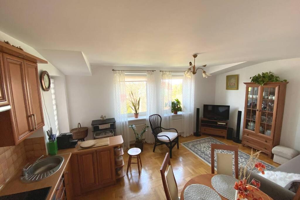 Apartament 40 M Kw Z Garazem Podziemnym