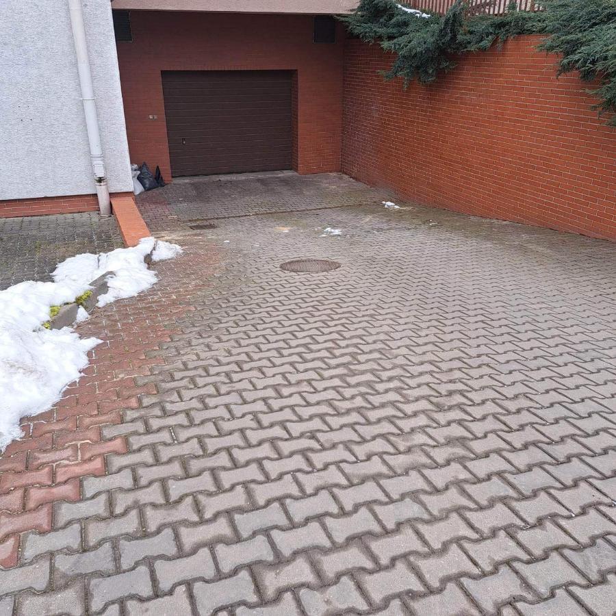 Apartament 40 M Kw Z Garazem Podziemnym